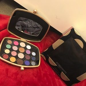 Disney Minnie eyeshadow palette